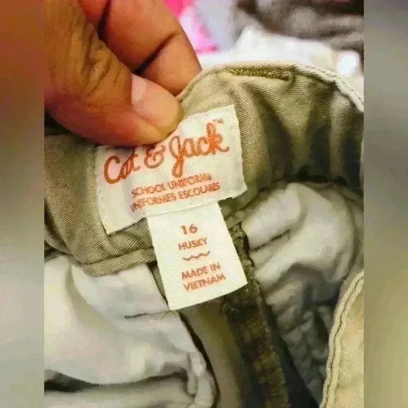 Cat&Jack beige tan shorts youth boy size 16 husky - Picture 3 of 3